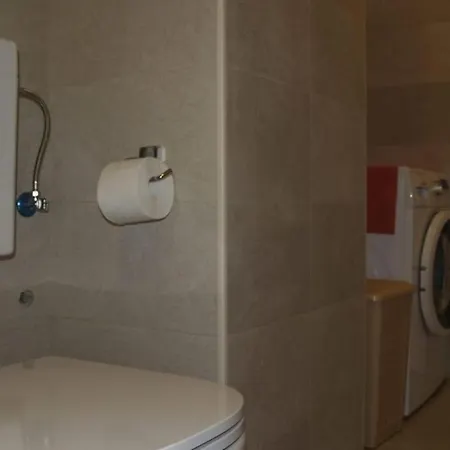 Apartmán One Bedroom Venilia Ground Lukoran