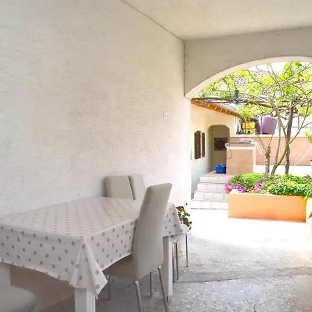 One Bedroom Venilia Ground *
